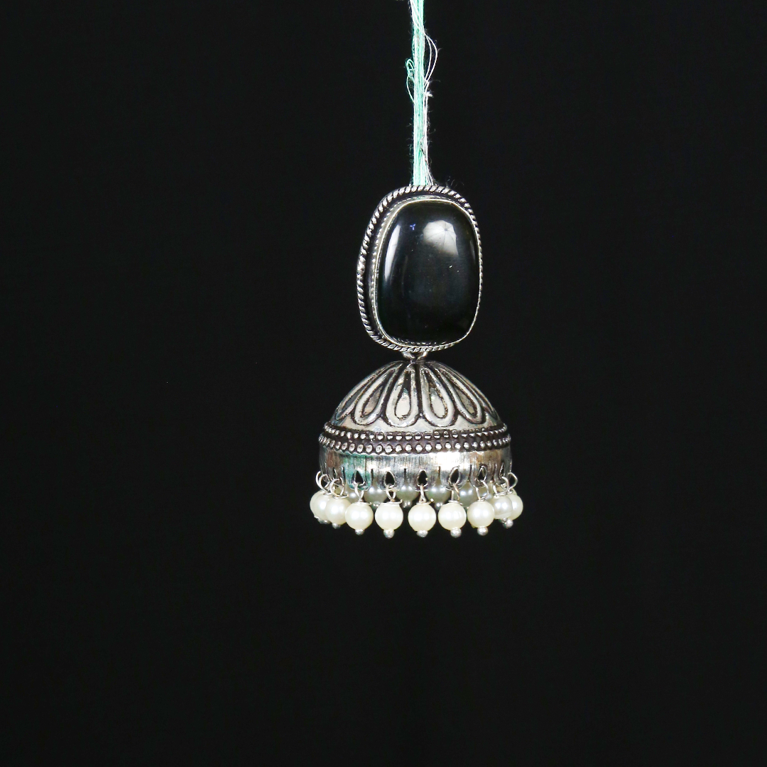 BLACK DIVINE DESI DANGLER